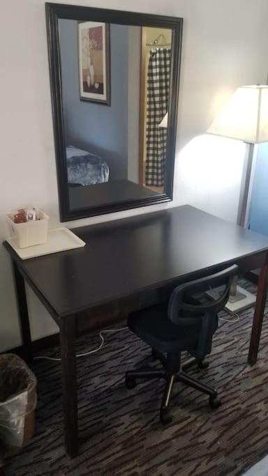 Hotel 2 Queen Beds Hotel Room 106 Wi-Fi Booking Stillwater Bagian luar foto